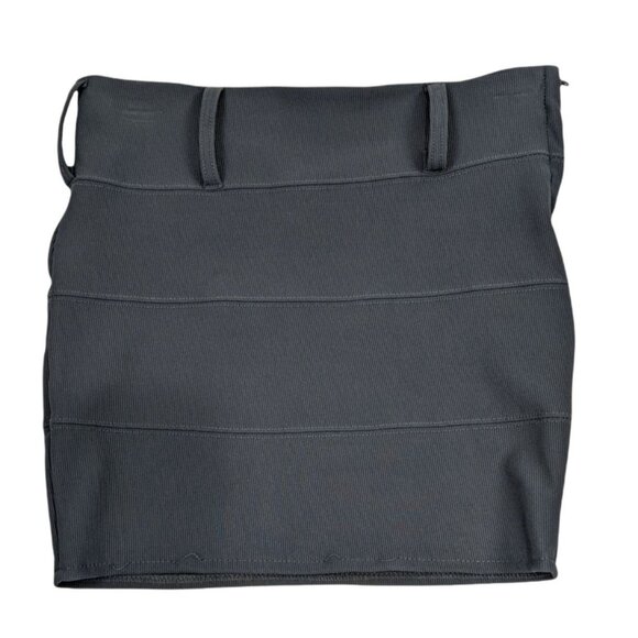 Small Grey Mini Skirt with Belt Loops 8h - Picture 1 of 7